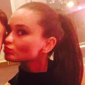 Meet your Posher, Yulia